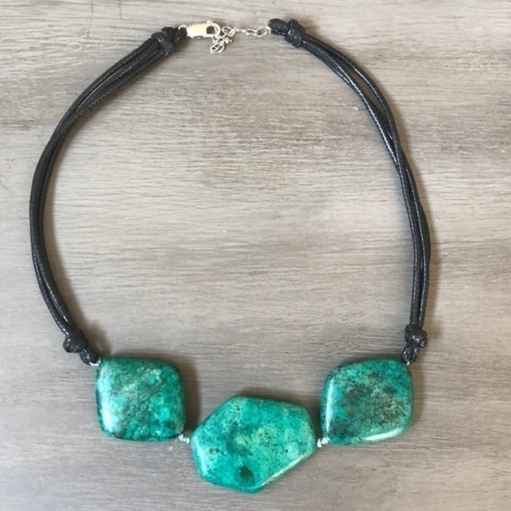 Green Turquoise-Style Statement Necklace with Black Cord